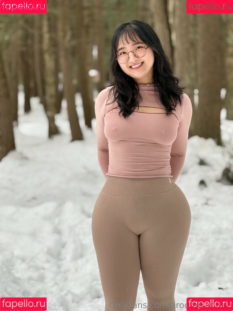 aroomikimfree Onlyfans Photo Gallery 