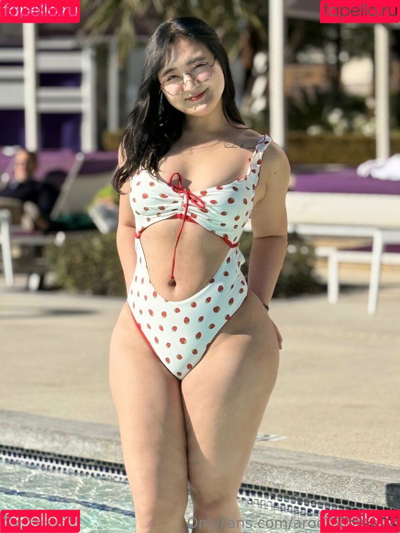 aroomikimfree Onlyfans Photo Gallery 