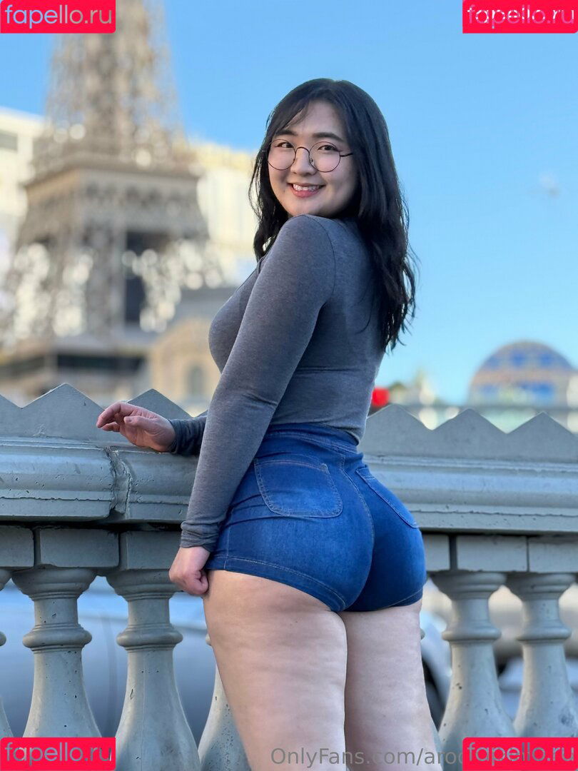 aroomikimfree Onlyfans Photo Gallery 