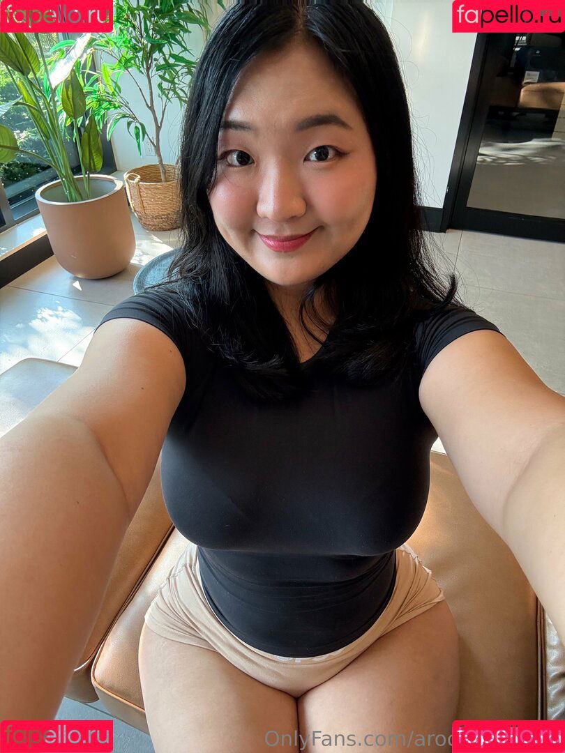 aroomikimfree Onlyfans Photo Gallery 