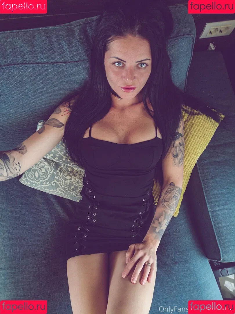 lory_tatt Onlyfans Photo Gallery 