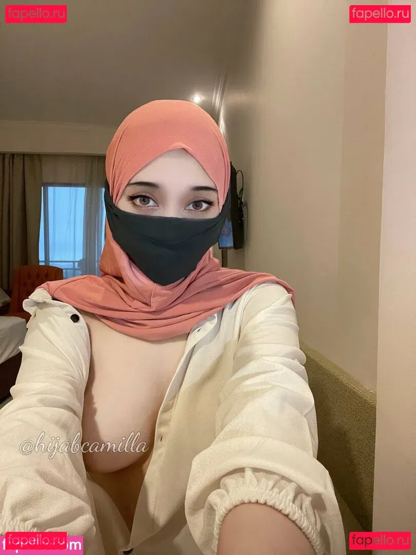 Hijab Camilla Onlyfans Photo Gallery 