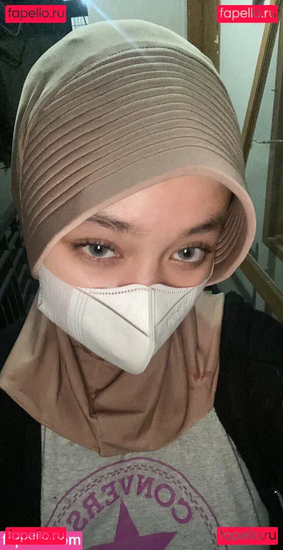 Hijab Camilla Onlyfans Photo Gallery 