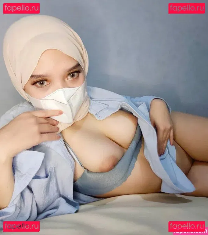 Hijab Camilla Onlyfans Photo Gallery 