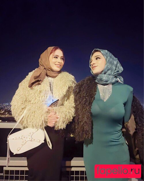 Hijab Camilla Nude Onlyfans Photo 47