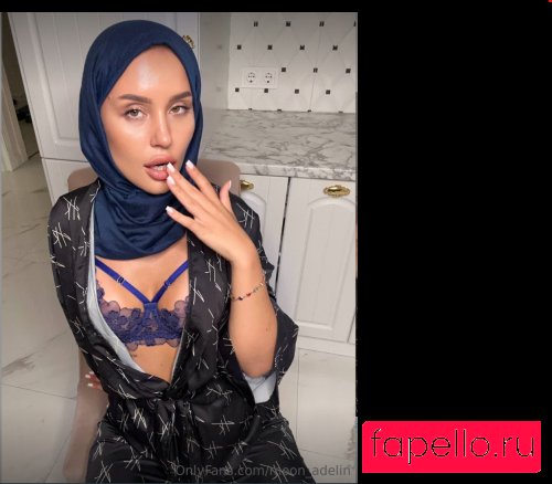 Hijab Camilla Nude Onlyfans Photo 38