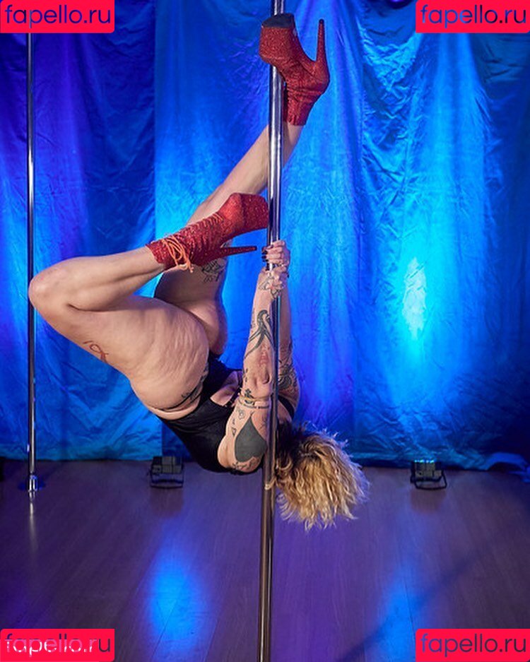 Clara Averbuck Onlyfans Photo Gallery 