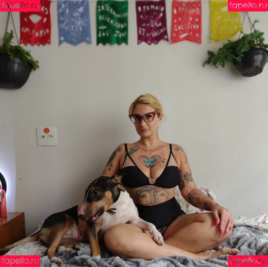 Clara Averbuck Onlyfans Photo Gallery 