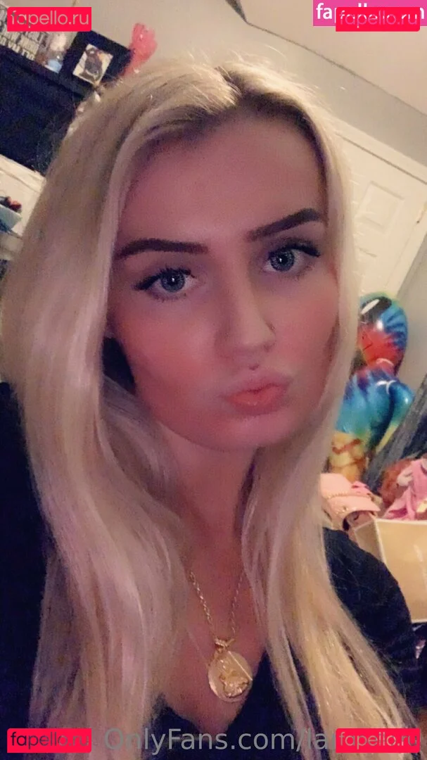 Laroseee Onlyfans Photo Gallery 