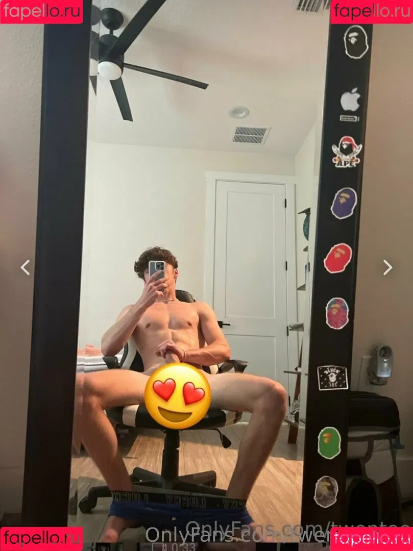 twentoofree Onlyfans Photo Gallery 