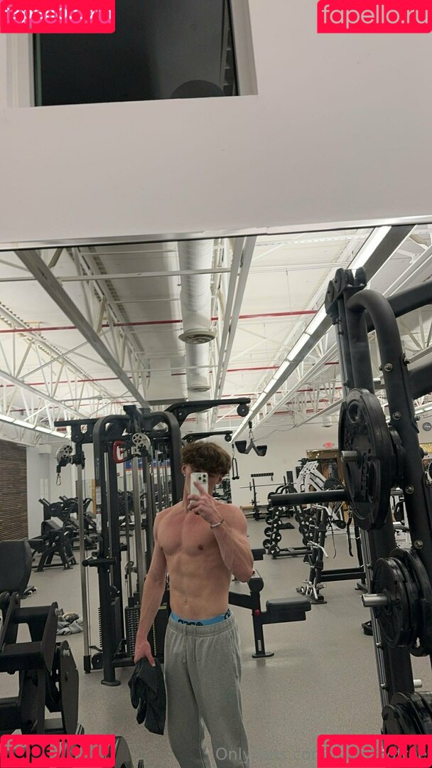 twentoofree Onlyfans Photo Gallery 