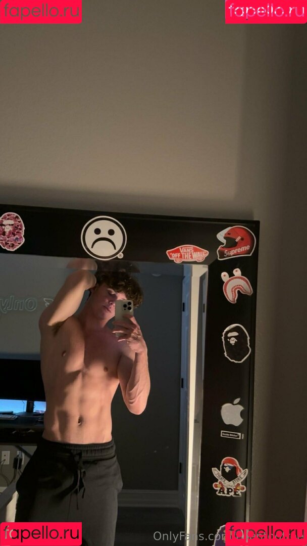 twentoofree Onlyfans Photo Gallery 