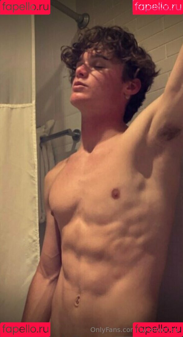 twentoofree Onlyfans Photo Gallery 