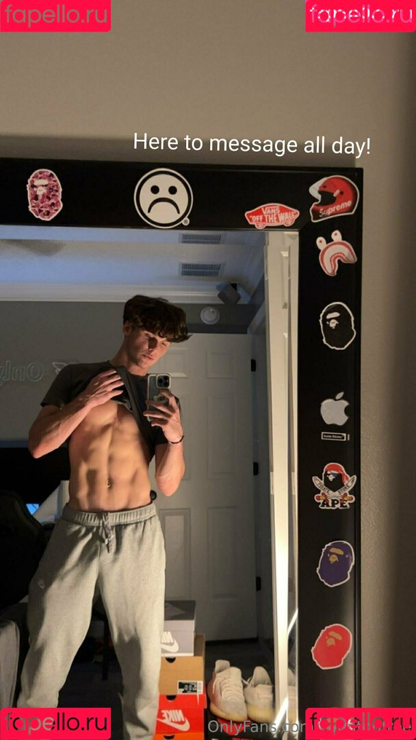 twentoofree Onlyfans Photo Gallery 