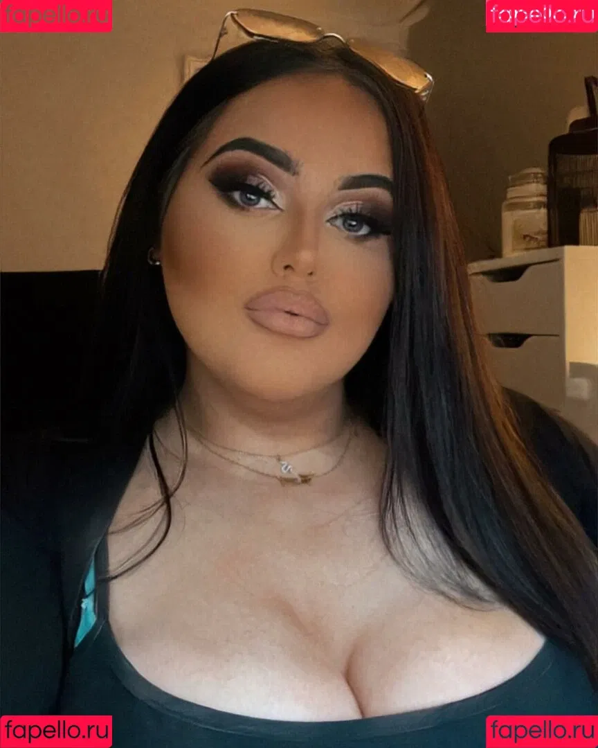 Chloe Jade Onlyfans Photo Gallery 