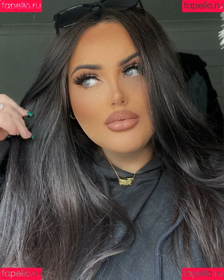 Chloe Jade Onlyfans Photo Gallery 