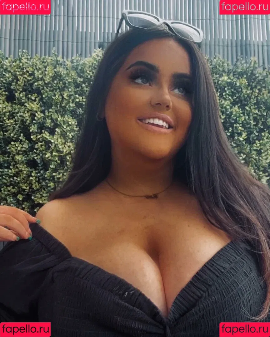 Chloe Jade Onlyfans Photo Gallery 