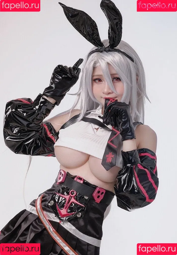 Azami Onlyfans Photo Gallery 