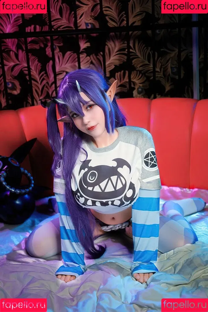 Azami Onlyfans Photo Gallery 