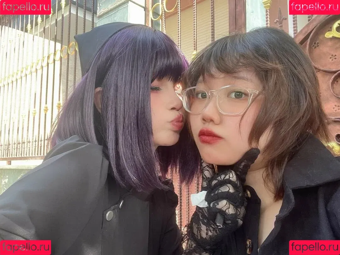 Azami Onlyfans Photo Gallery 