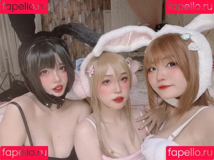 Azami Onlyfans Photo Gallery 