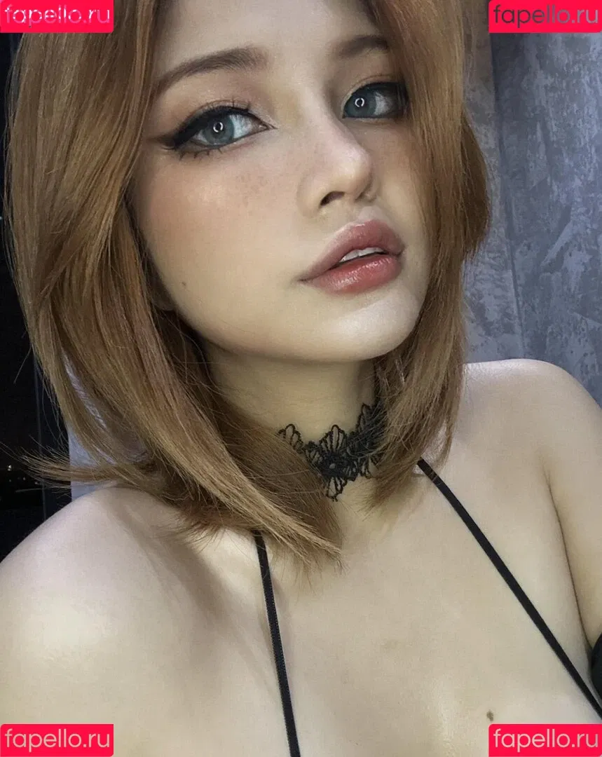 Azami Onlyfans Photo Gallery 