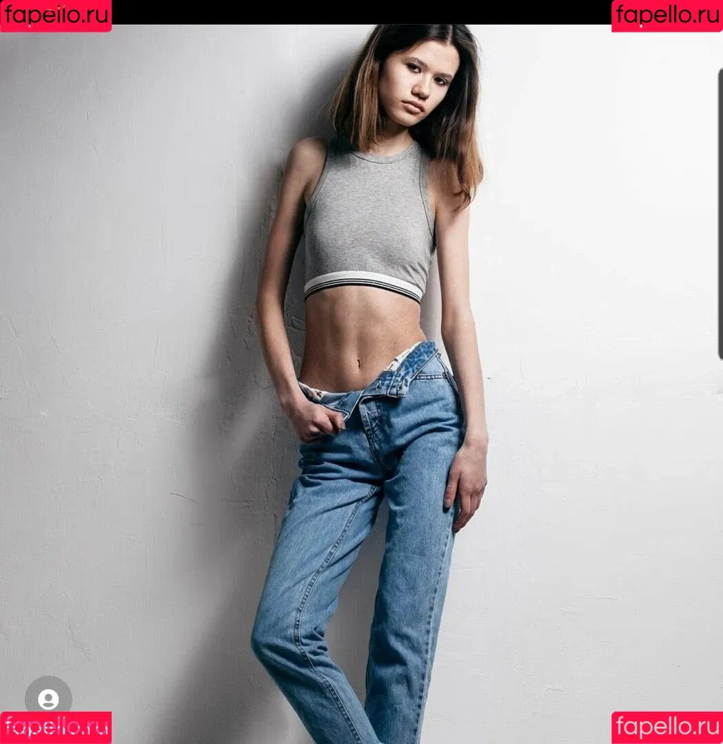 Evelin Onlyfans Photo Gallery 