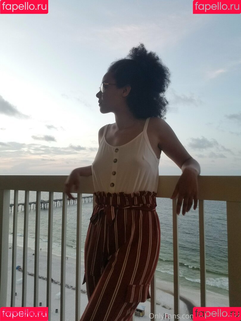 u157533597 Onlyfans Photo Gallery 