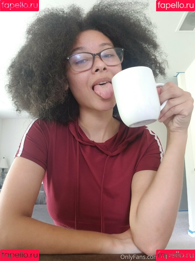 u157533597 Onlyfans Photo Gallery 