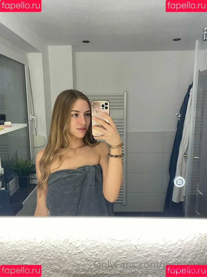 gymaleex Onlyfans Photo Gallery 