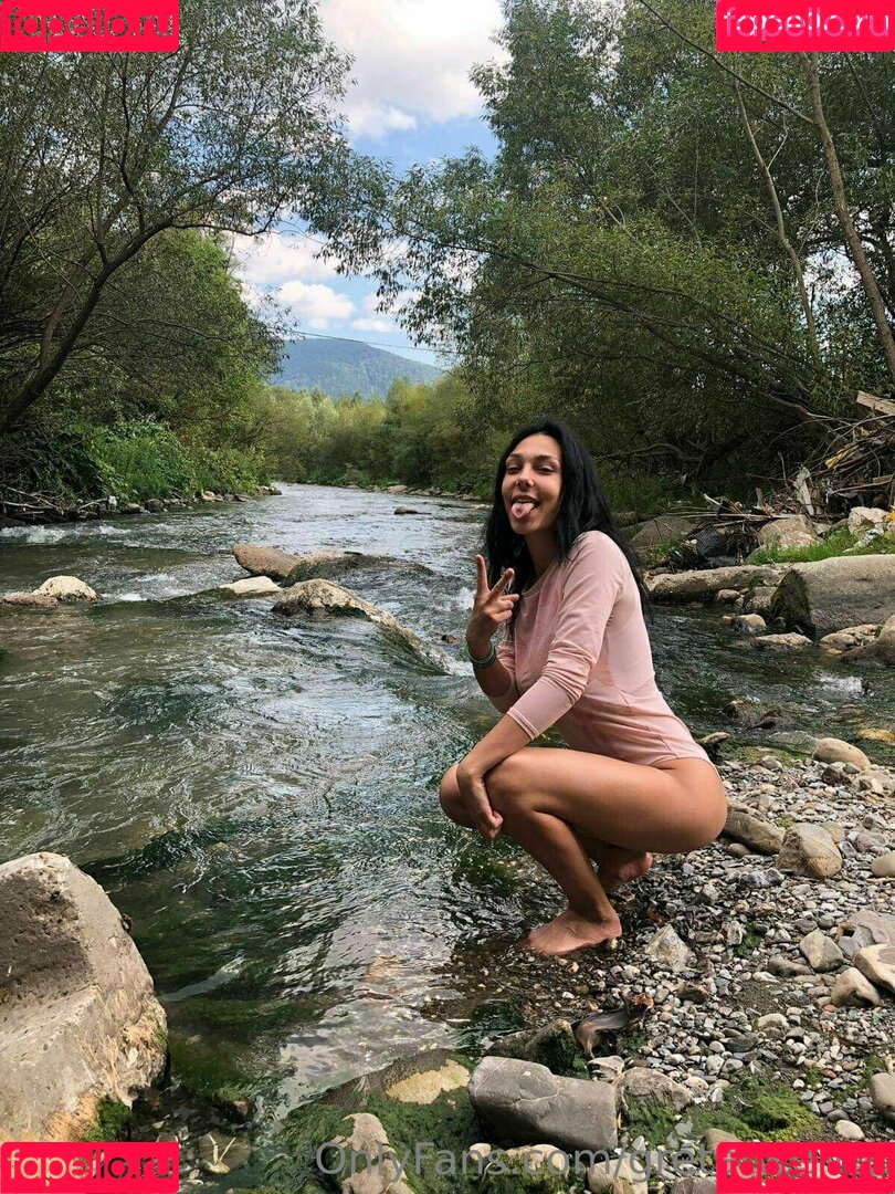 gretatwenty Onlyfans Photo Gallery 