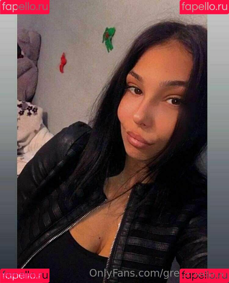 gretatwenty Onlyfans Photo Gallery 