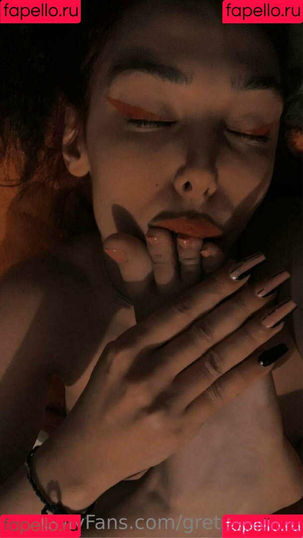 gretatwenty Onlyfans Photo Gallery 