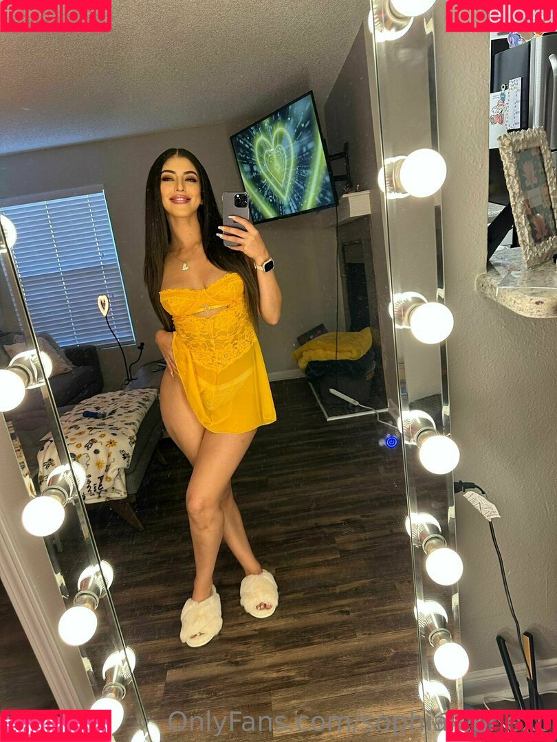 Sophialeonexo Onlyfans Photo Gallery 