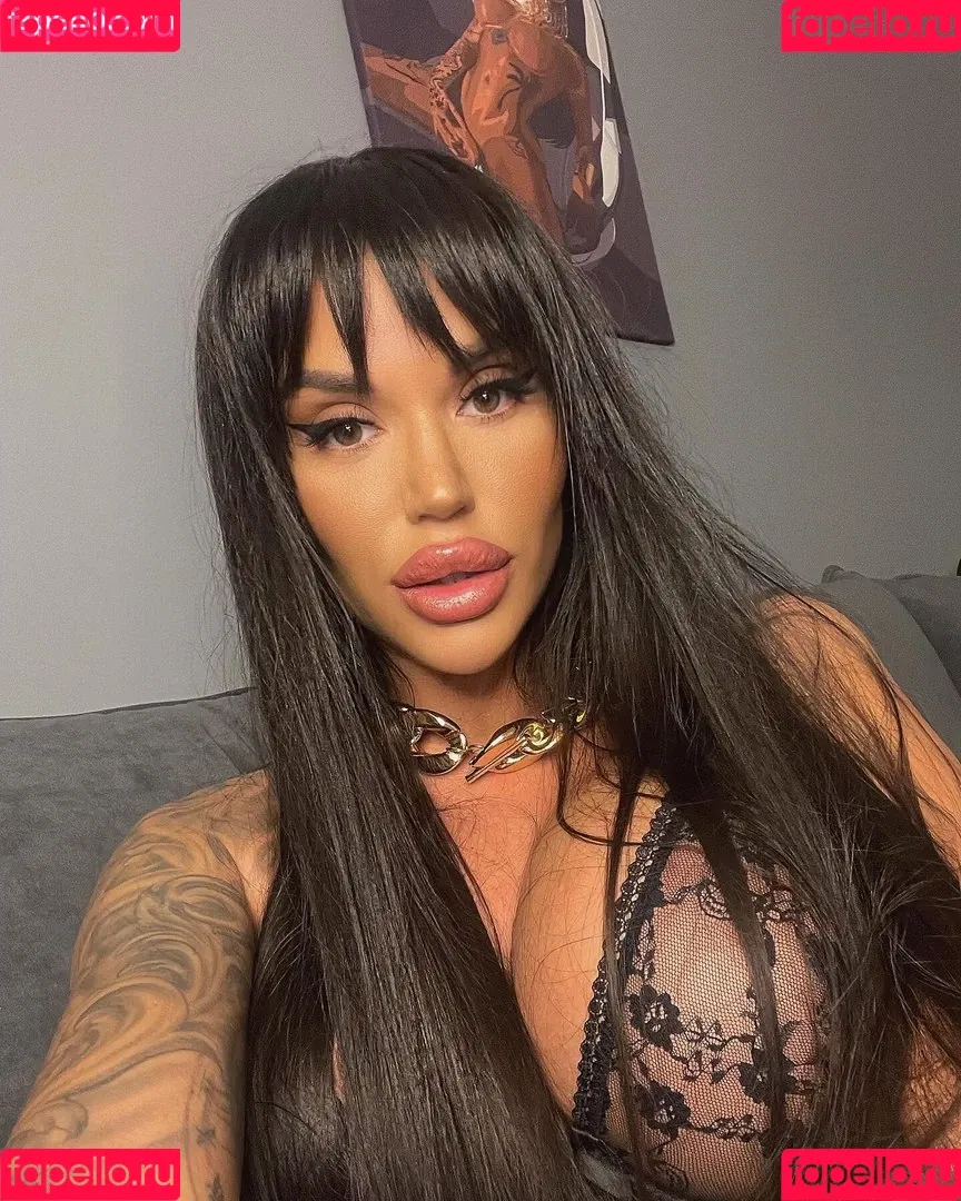 Deesha Onlyfans Photo Gallery 
