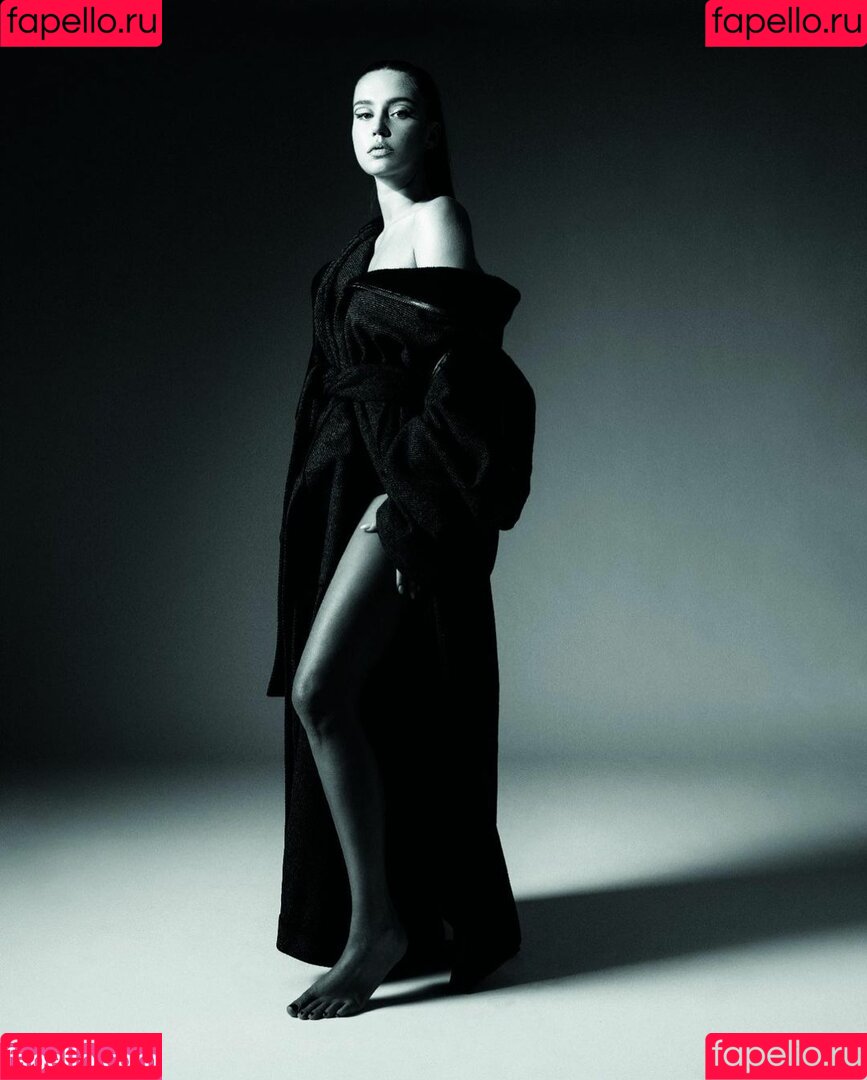 Adele Exarchopoulos Onlyfans Photo Gallery 