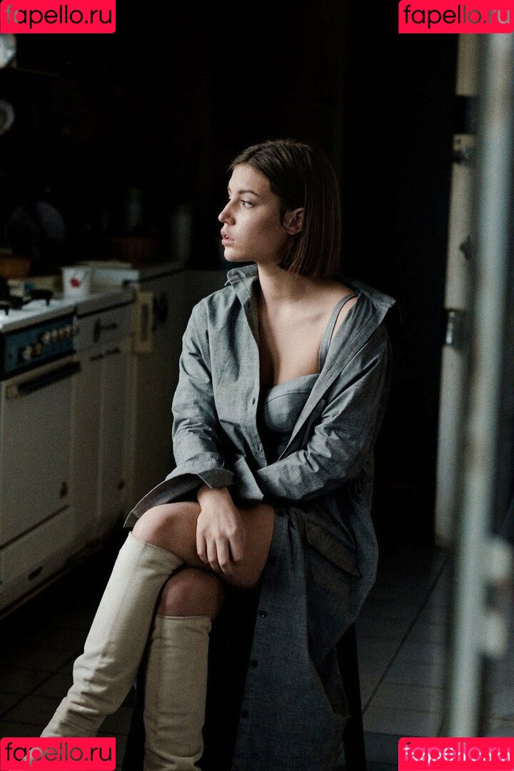 Adele Exarchopoulos Onlyfans Photo Gallery 