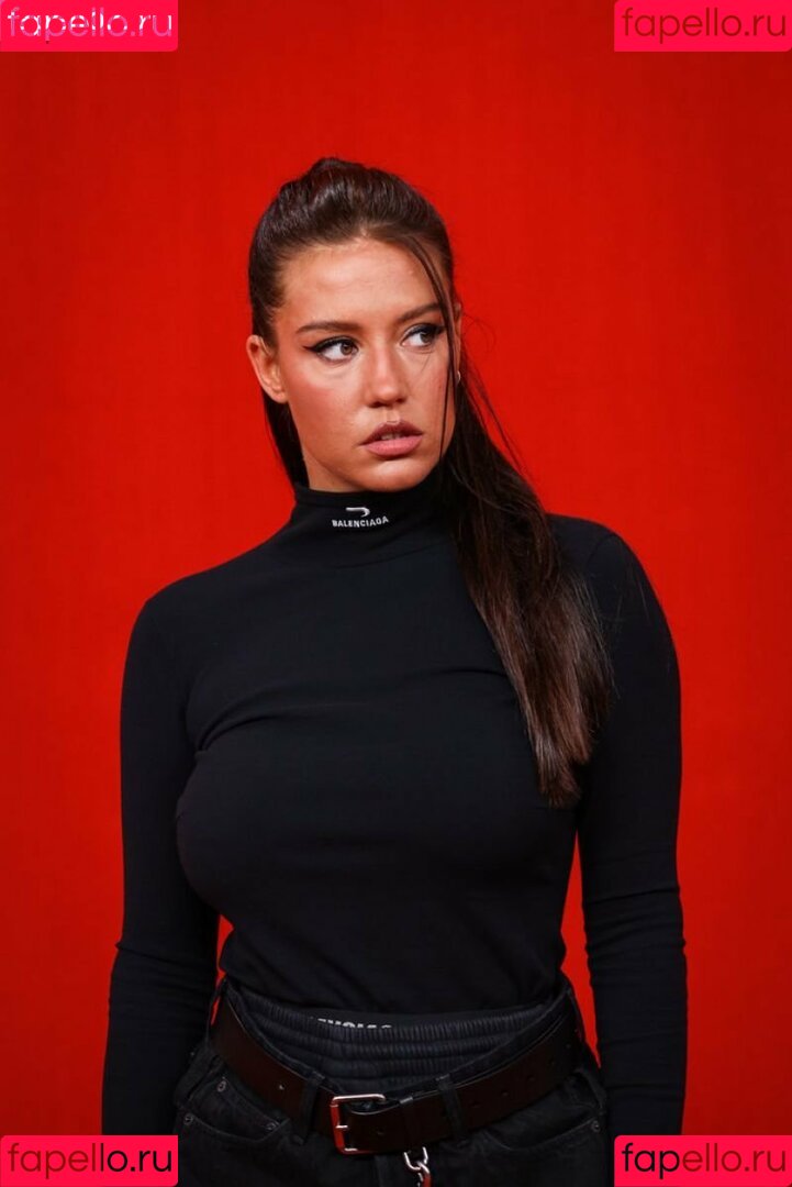 Adele Exarchopoulos Onlyfans Photo Gallery 