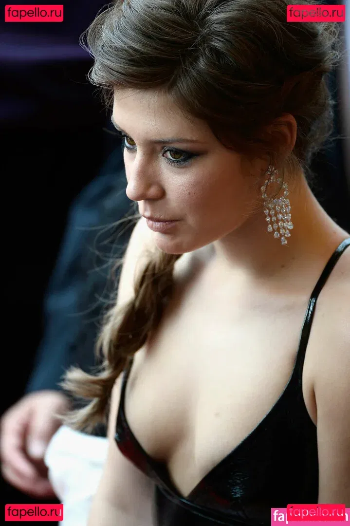 Adele Exarchopoulos Onlyfans Photo Gallery 