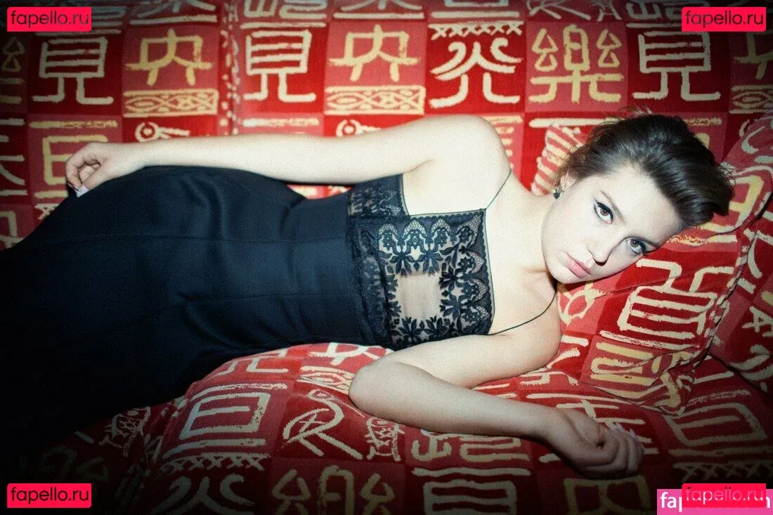 Adele Exarchopoulos Onlyfans Photo Gallery 