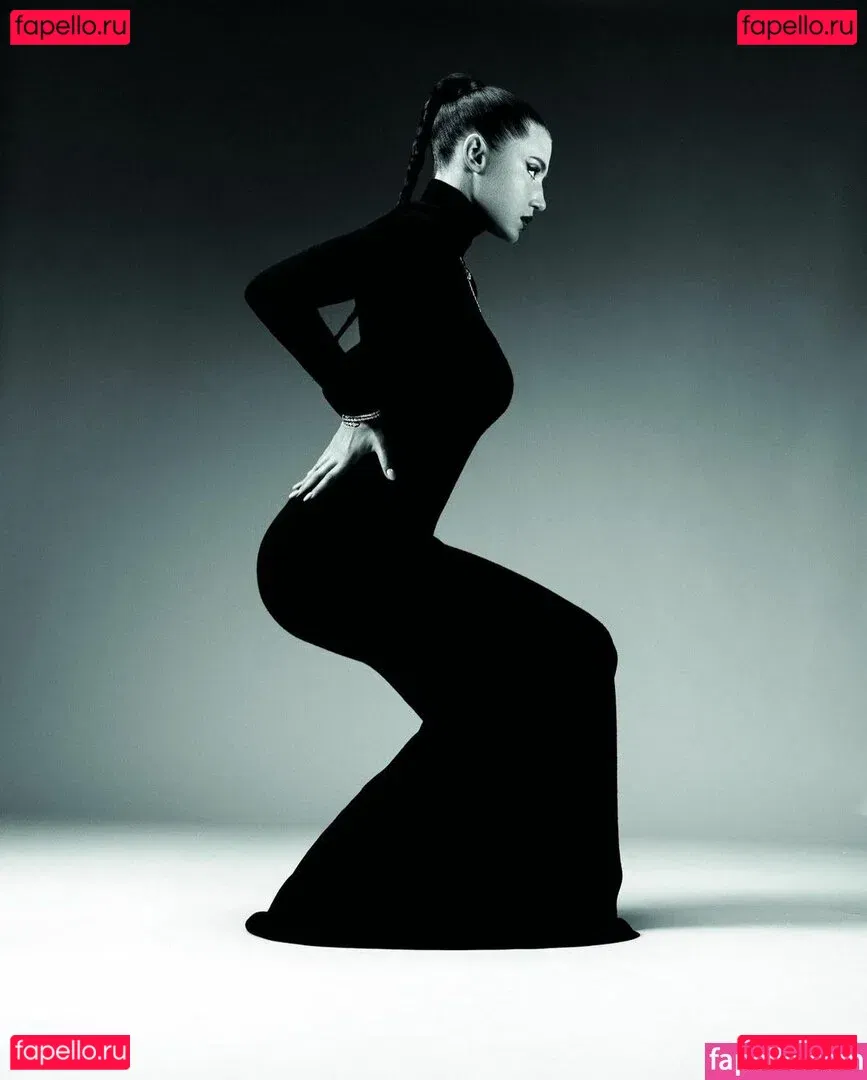 Adele Exarchopoulos Onlyfans Photo Gallery 