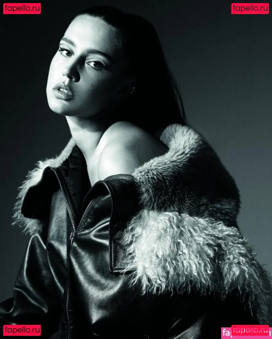 Adele Exarchopoulos Onlyfans Photo Gallery 