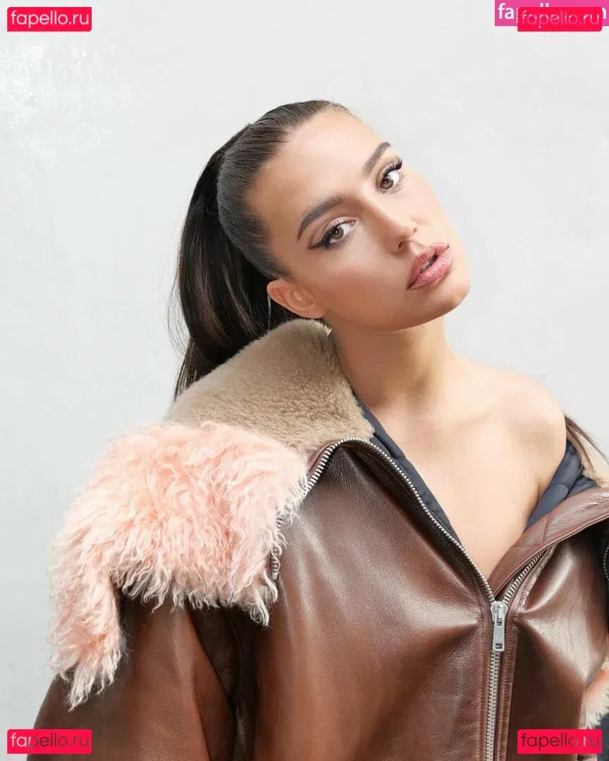 Adele Exarchopoulos Onlyfans Photo Gallery 