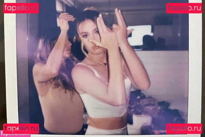 Adele Exarchopoulos Onlyfans Photo Gallery 