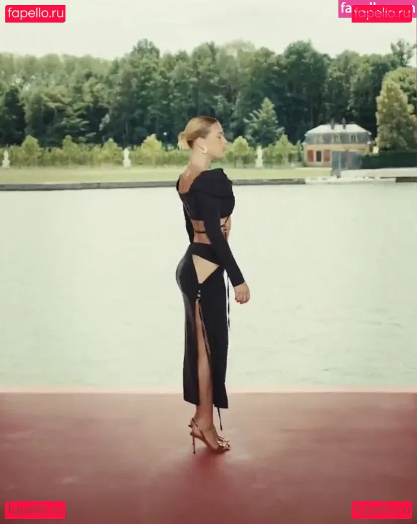 Adele Exarchopoulos Onlyfans Photo Gallery 