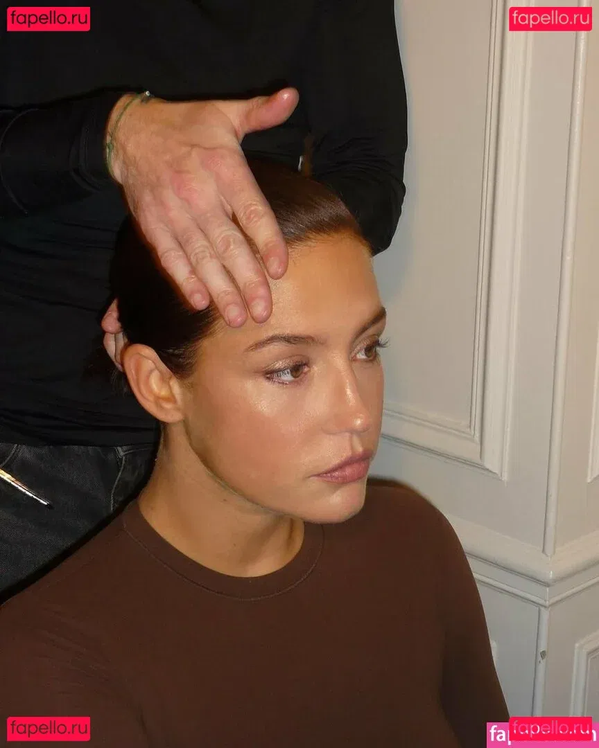 Adele Exarchopoulos Onlyfans Photo Gallery 