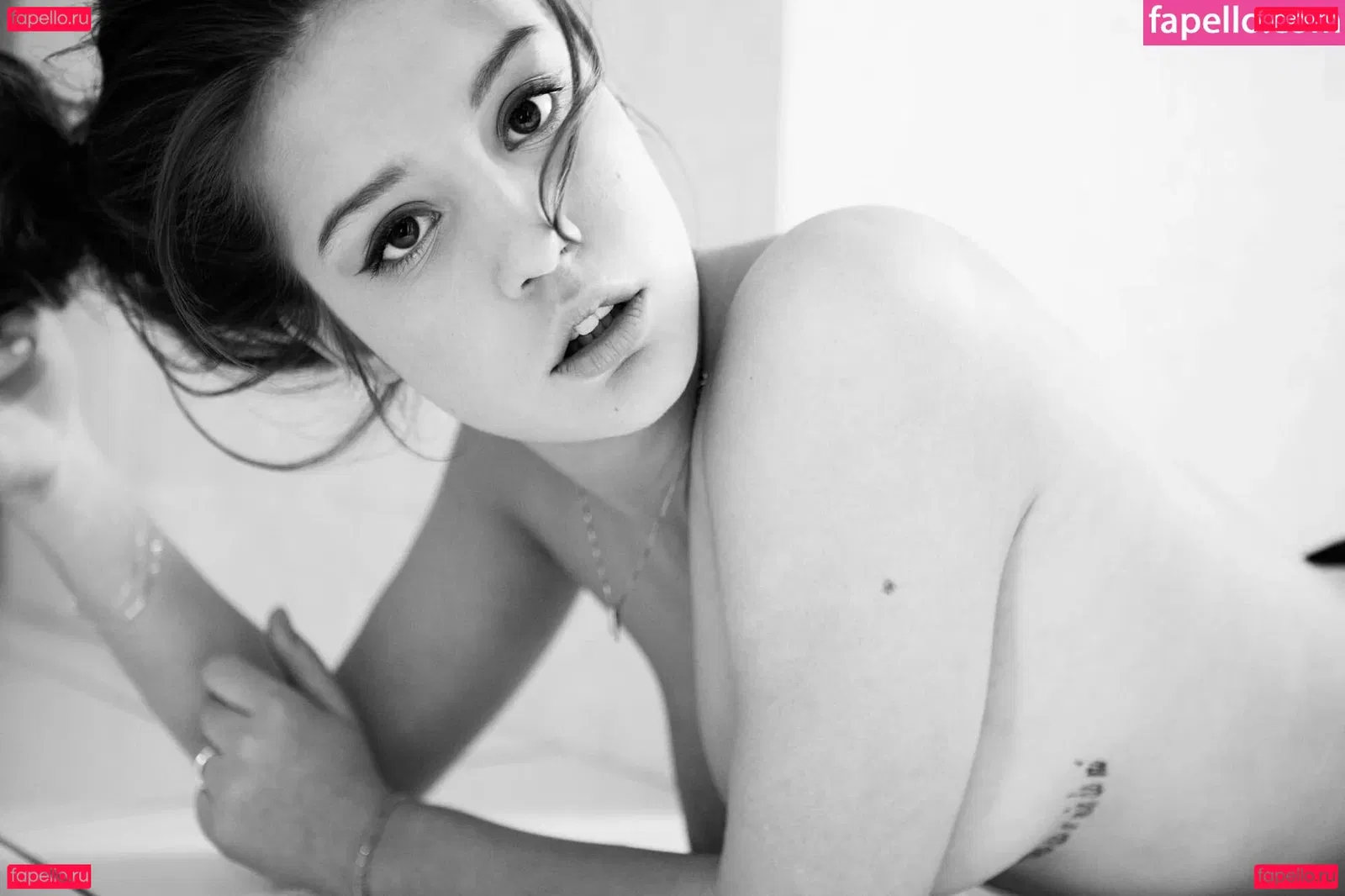 Adele Exarchopoulos Onlyfans Photo Gallery 