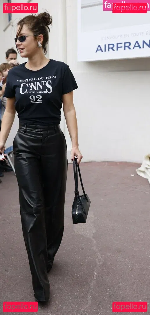 Adele Exarchopoulos Onlyfans Photo Gallery 