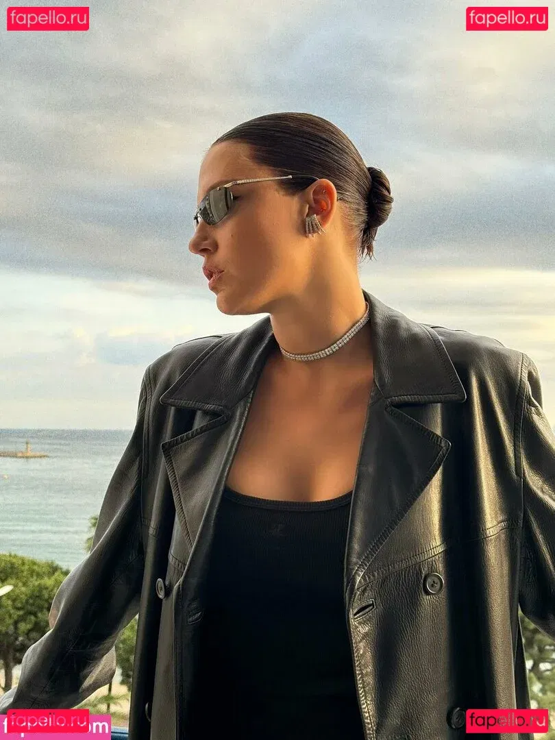 Adele Exarchopoulos Onlyfans Photo Gallery 