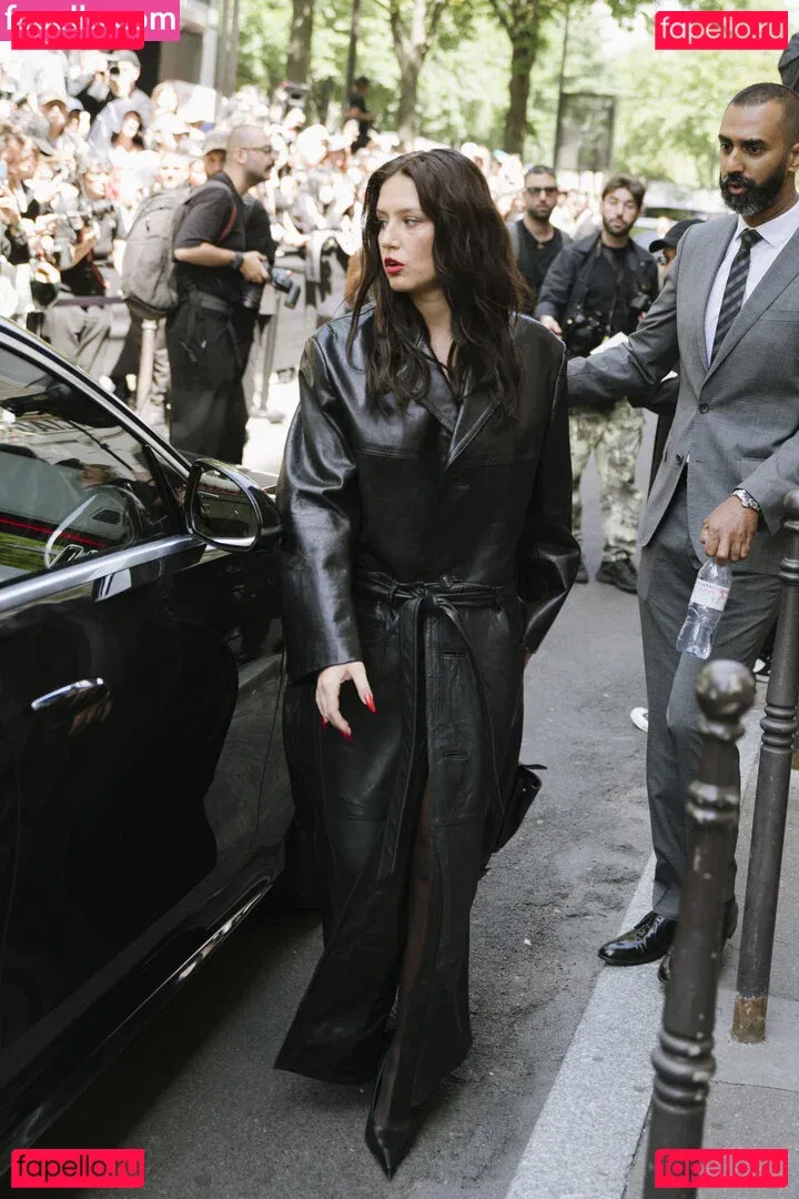 Adele Exarchopoulos Onlyfans Photo Gallery 